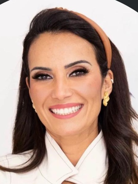 Retrato da Dra. Natália Cabede